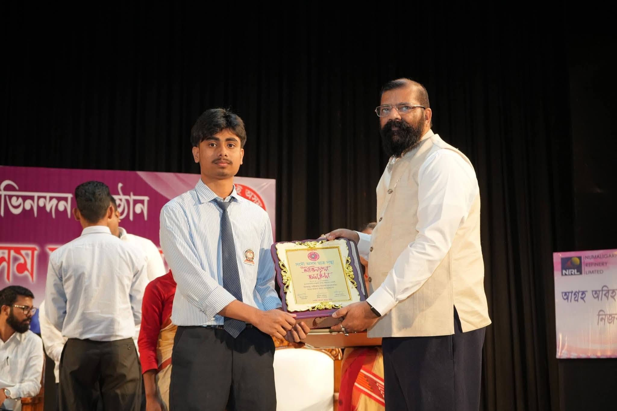 Read more about the article AASU Felicitates High-Achieving Students of Ajmal Group of Institutions